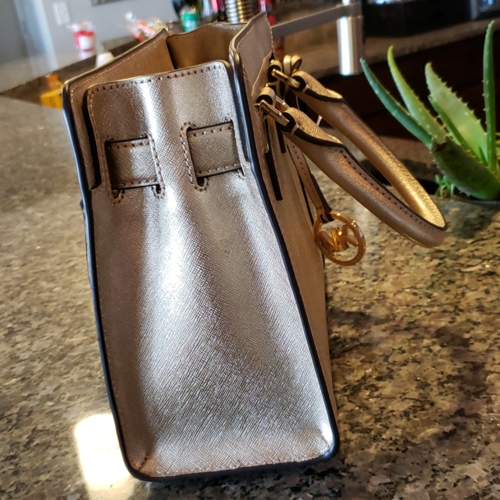Gold MK handbag - Picture 5 of 5